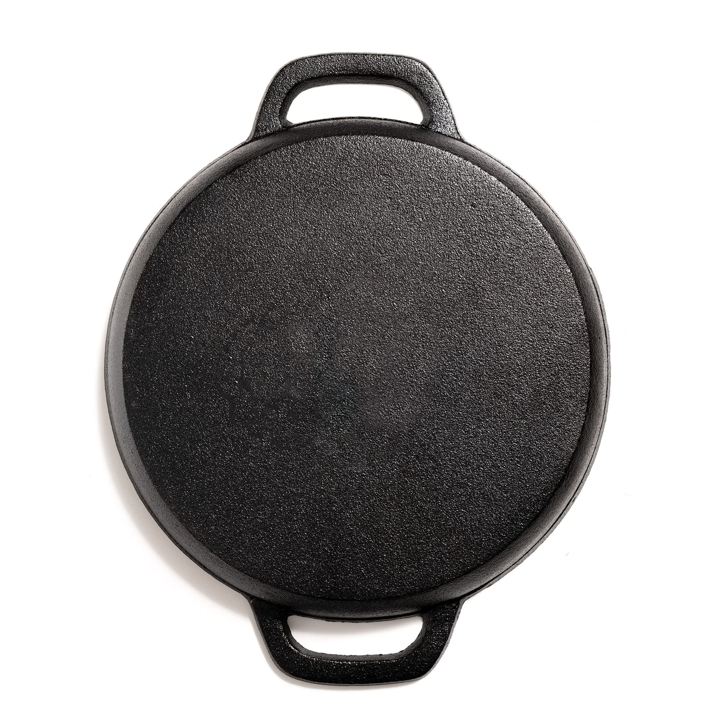 Cast Iron Scone Pan / Cornbread Pan for 8 Wedge Shaped Bakes, Pre-Seasoned - Comes with Oven Mitts, Silicone Trivet and Oil Brush - by KUHA